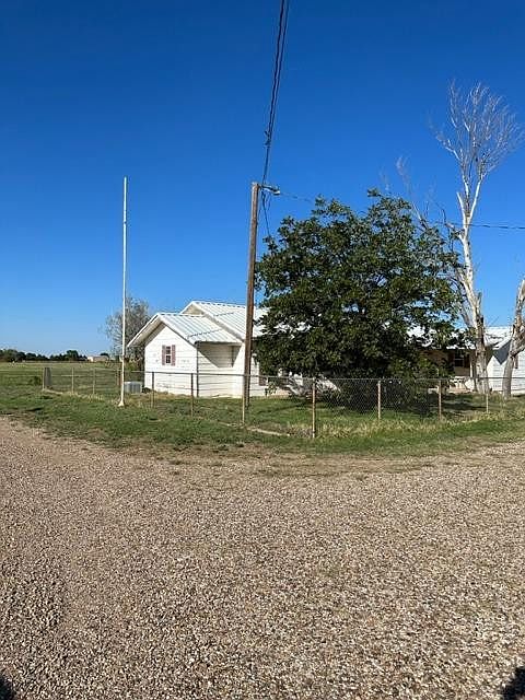 2nd image of 7212 N County Road 3300