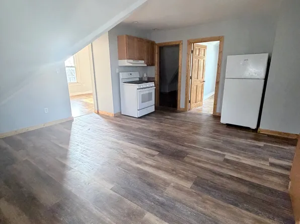 251 Fairview St #3, New Britain, CT 06051