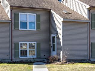 48 Chestnut Ln UNIT 5, Colchester, VT 05446