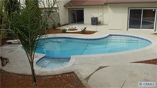 3rd image of 2628 Greenleaf Dr