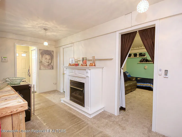 207 Ceylon Ave — Photo 37