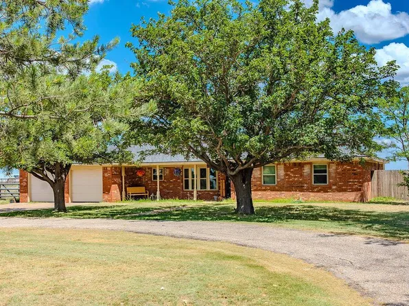 2920 W McCormick Rd, Amarillo, TX 79118