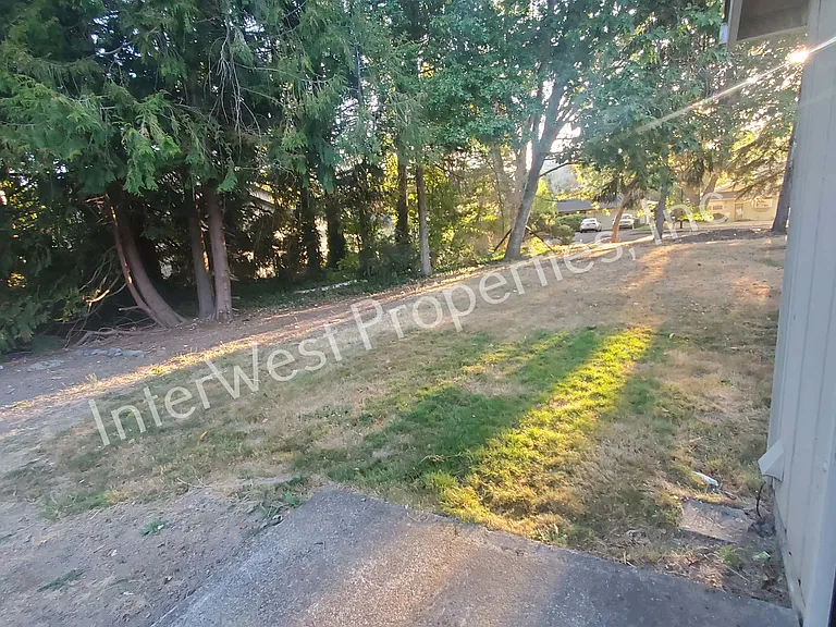 9685 SW Whitford Ln — Photo 8