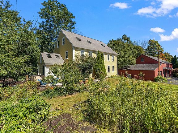 2nd image of 9 Cook Street #4
