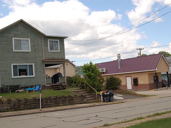 3rd image of 311 Green St #1