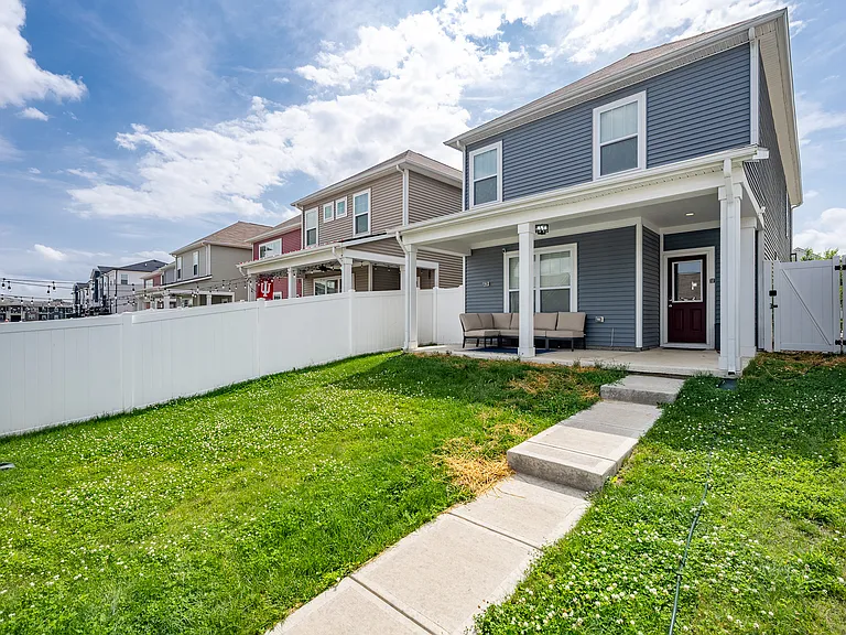 341 Steeples Blvd — Photo 49