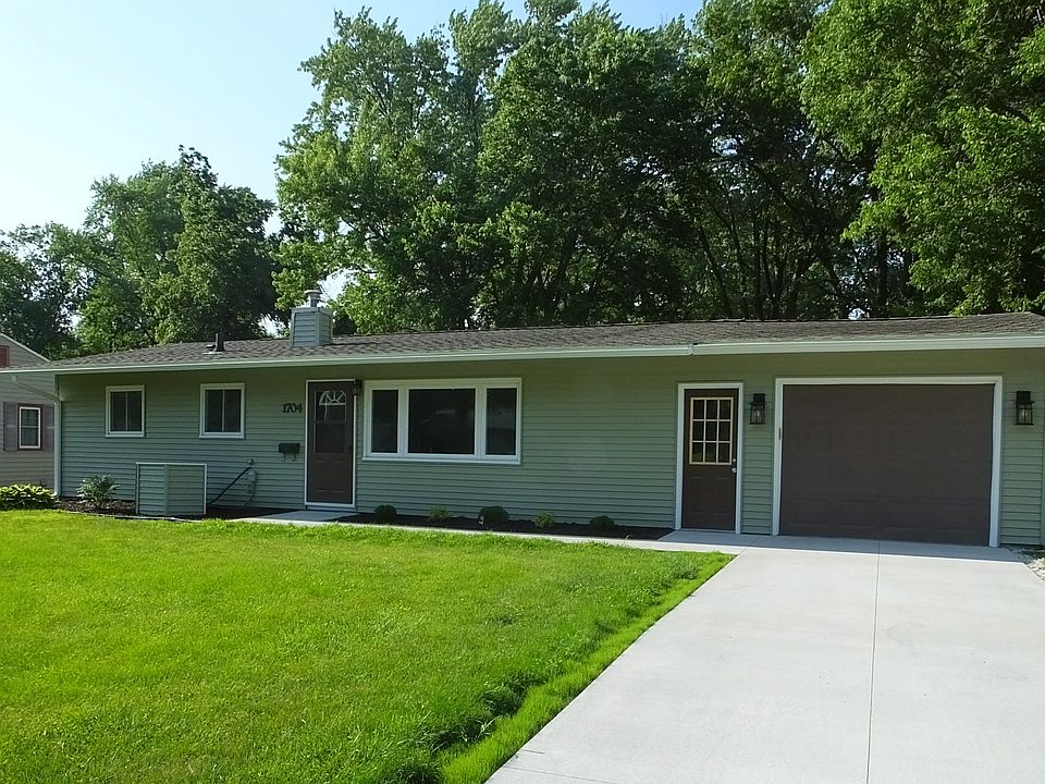 1st image of 1704 Sunnyside Dr