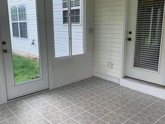 4th image of 6223 McMillan Creek Dr