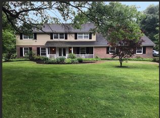 2700 Old Orchard Rd, Lancaster, PA 17601