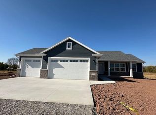 N8069 Oakwood Dr, Sherwood, WI 54169