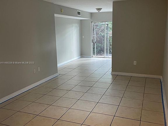 3rd image of 1240 SE 31st Ct #10632