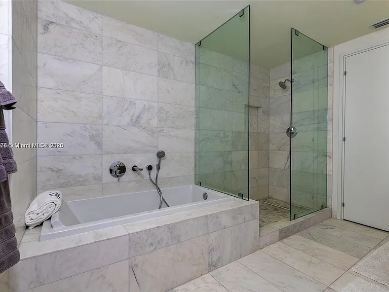 401 N Birch Rd #505 — Photo 28