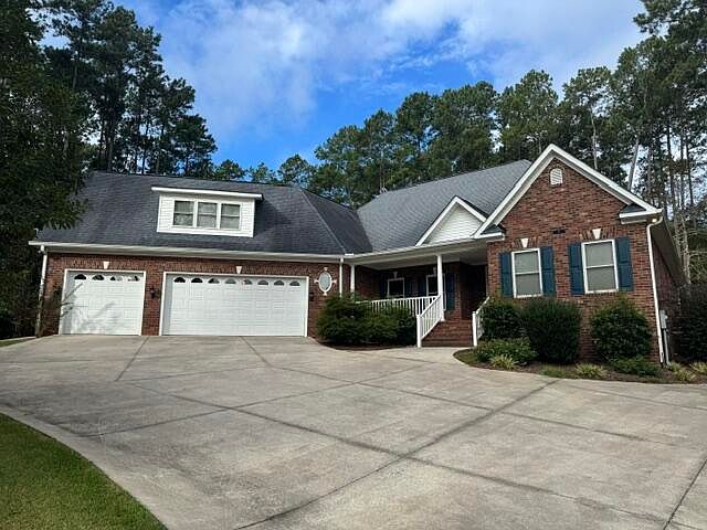 1st image of 111 Longshadow Dr