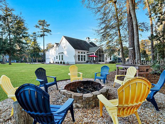 2nd image of 12 Dove Tree Ln