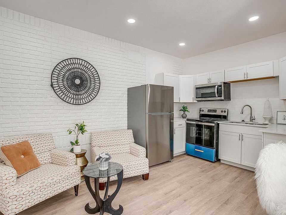 1st image of 3647 Travis Ave