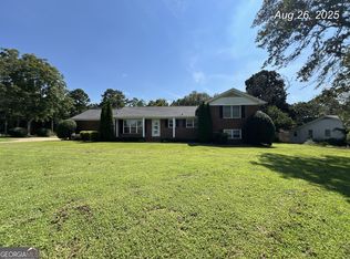 2155 Atlanta Hwy SE, Statham, GA 30666