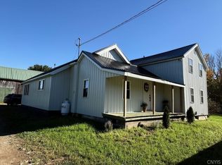 392 Albion Cross Rd, Pulaski, NY 13142