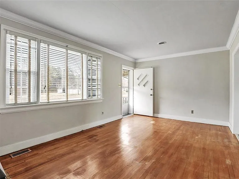 4271 Glasgow Rd — Photo 11