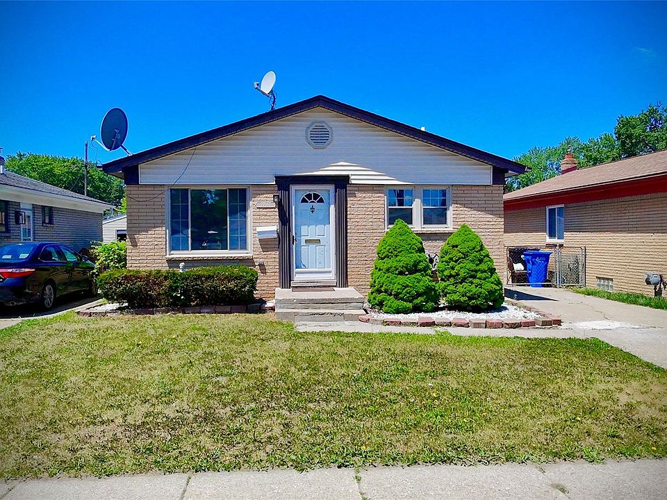 1st image of 27087 Alden St
