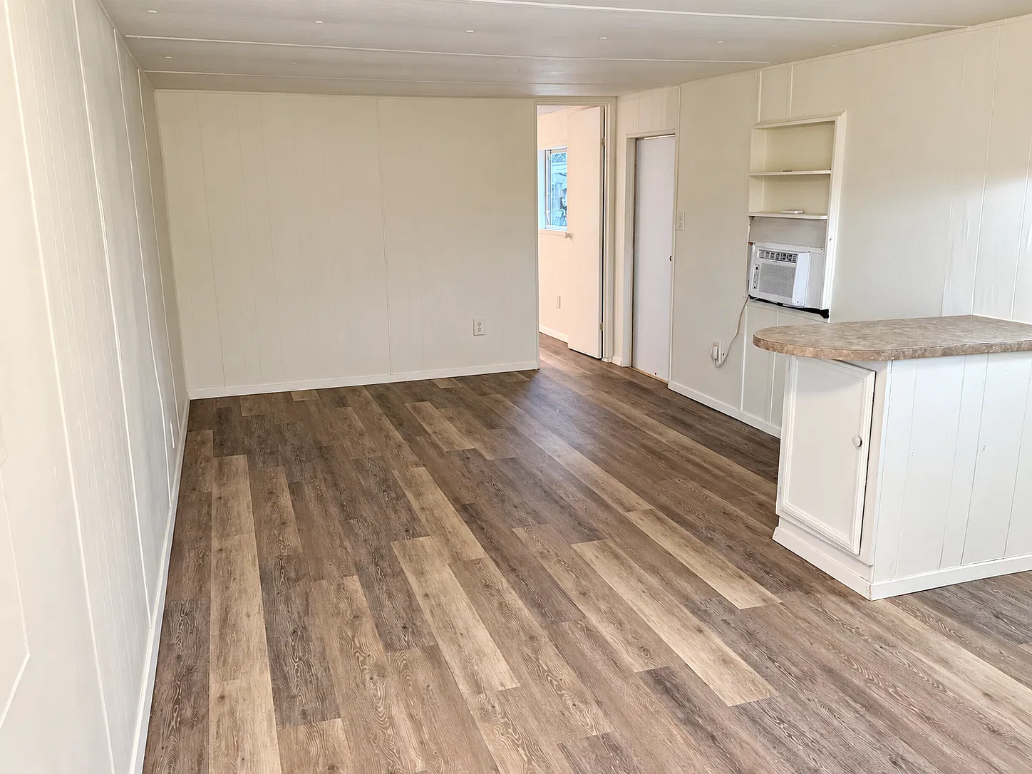 105 Cadillac Street — Photo 2
