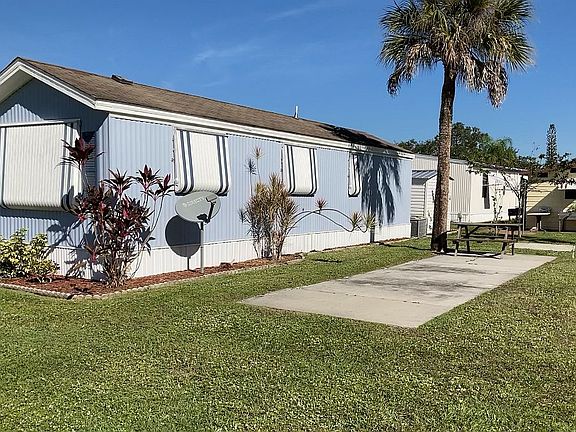 4th image of 900 Aqua Isles Blvd #G-17