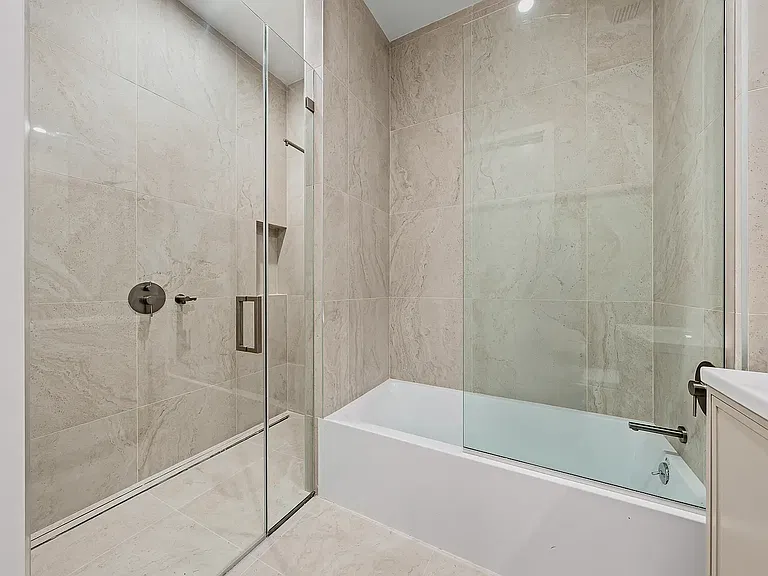 250 W 49th St #12701 — Photo 15