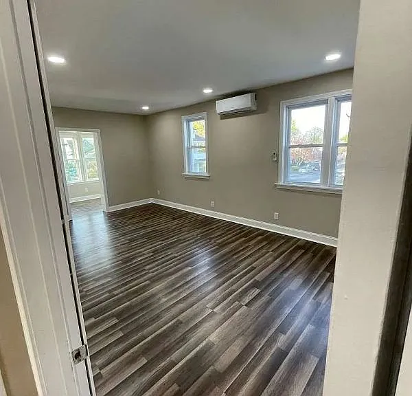 95 Hawthorne Ave #2 — Photo 4