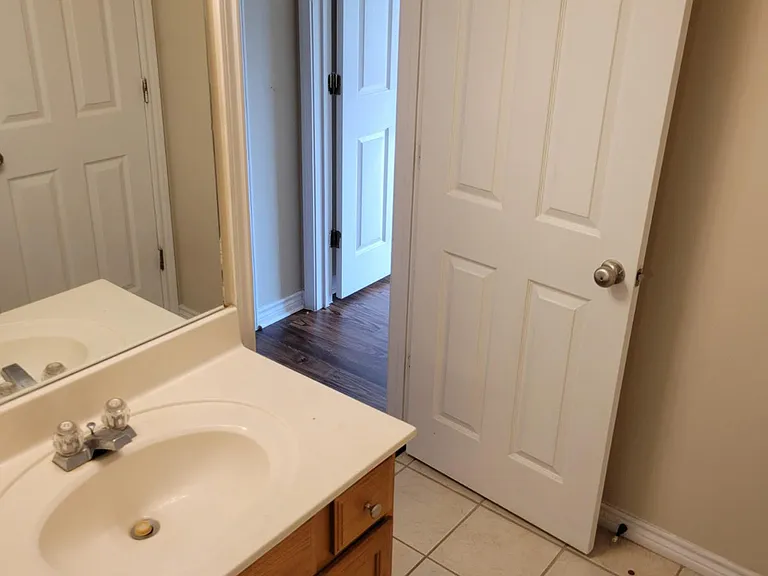 3526 Farah Dr — Photo 8