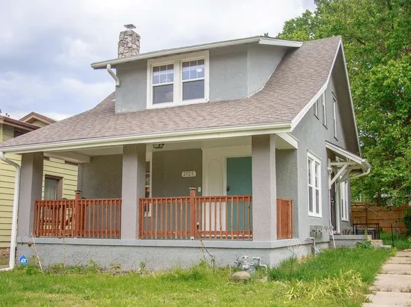 2923 Parkwood Blvd, Kansas City, KS 66104