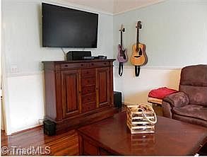 5th image of 116 Whispering Pines Ln