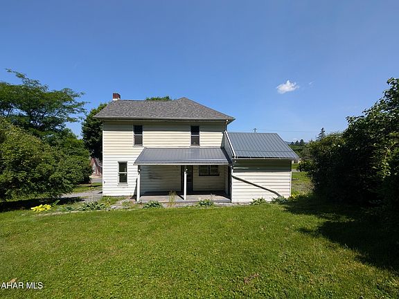 4th image of 610 Saint Peters St