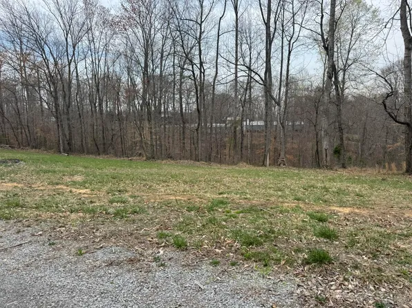 27 Harris Trl, Russell Springs, KY 42642