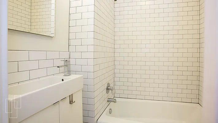 Rented by Garfield Realty  | media 15