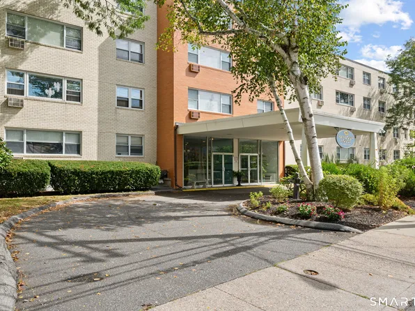 292 Pequot Avenue #D2, New London, CT 06320