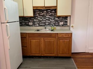 546 S Melville St FLOOR 2, Philadelphia, PA 19143