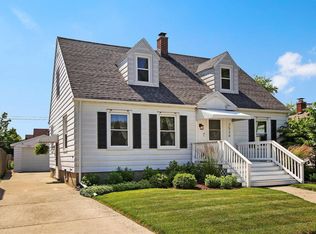 7526 28th Ave, Kenosha, WI 53143