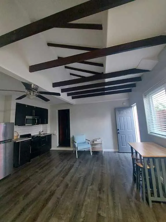 Studio, 475 sqft, $2,750 — Photo 1