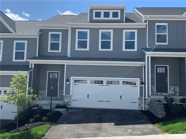 1007 Madisyn Ln, Valencia, PA 16059