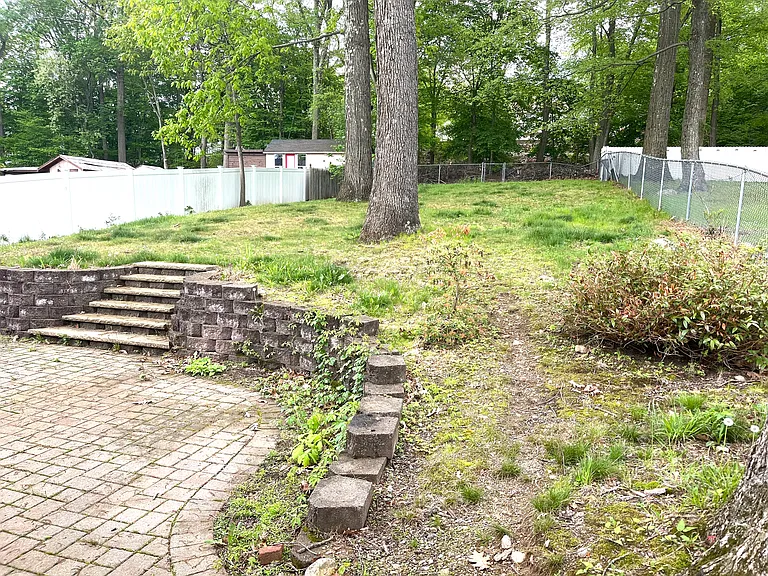 522 Dell Rd — Photo 21