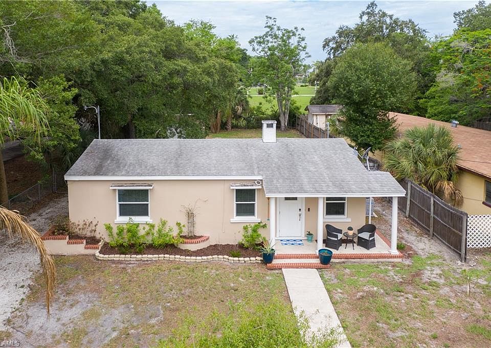 1st image of 2324 Altamont Ave