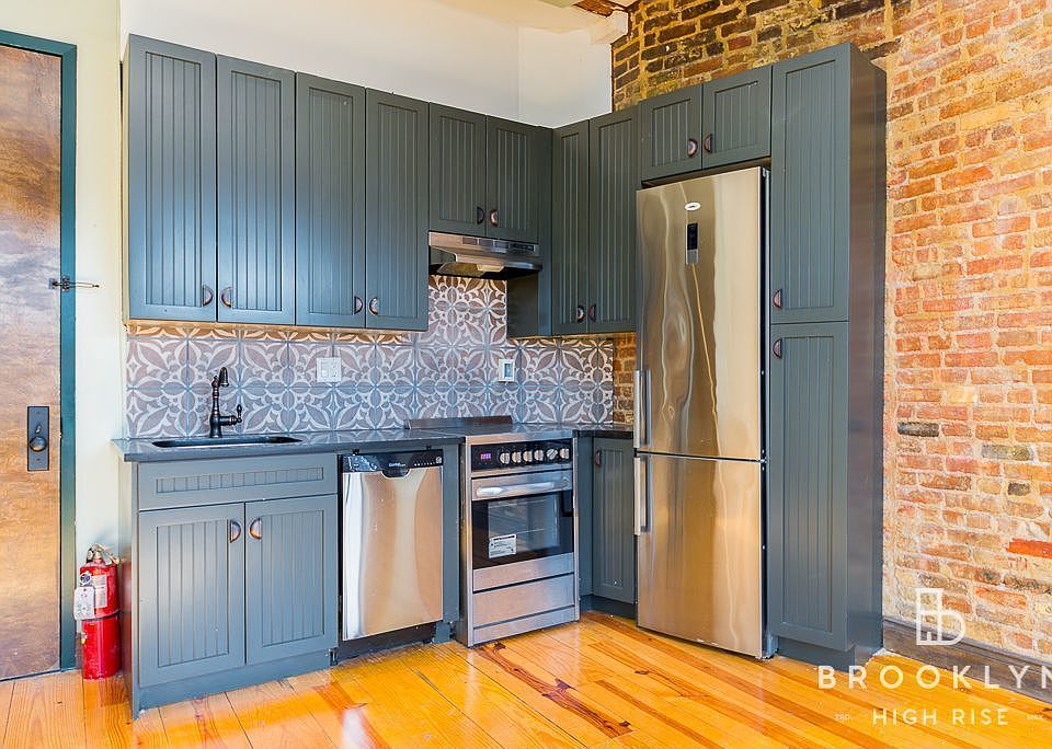 2nd image of 1469 Bedford Ave APT 2D