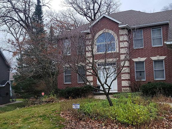 2nd image of 5755 Newberry Ave N