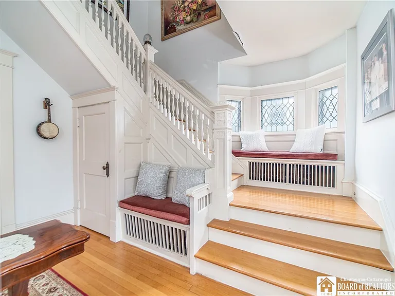 98 Forest Ave — Photo 19