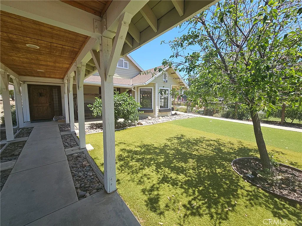 5 bed, 3645 sqft, $4,500 — Photo 3