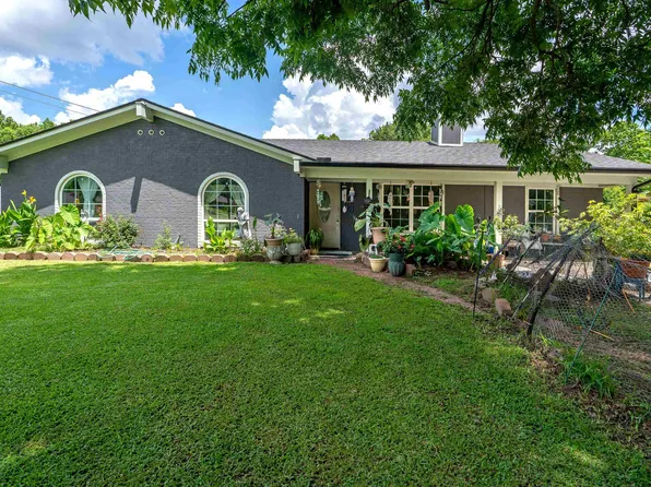 501 Laurel Ln, Hallsville, TX 75650