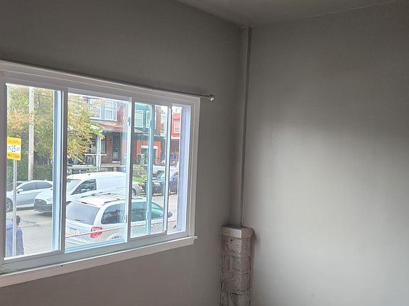 3rd image of 5113 Warrington Ave