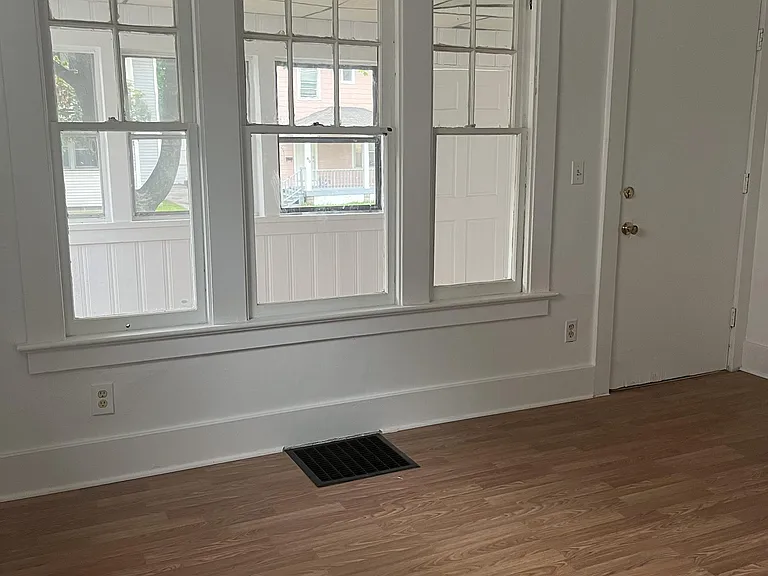71 Carthage St — Photo 8
