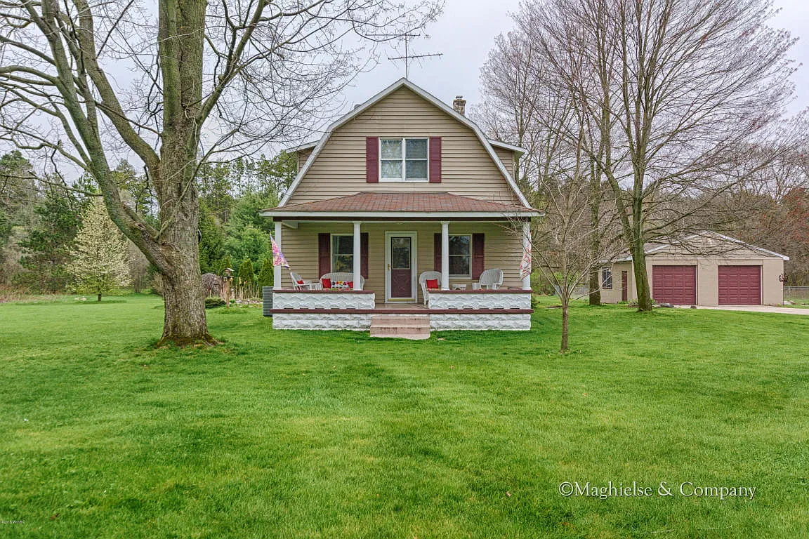 10690 Summit Ave NE photo 1