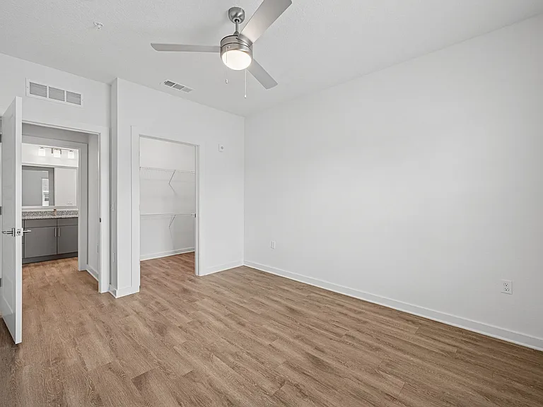 Momentum Blanding — Photo 25