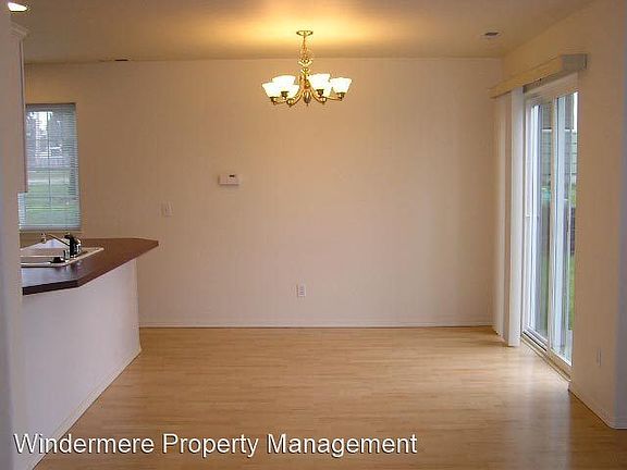 4th image of 260 8th St APT 103